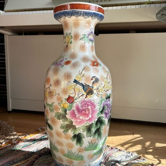 Chinese Lsrge Floral And Birds Beautiful Porcelain 24” Tall 10” Wide Beautiful - Picture 2 of 16